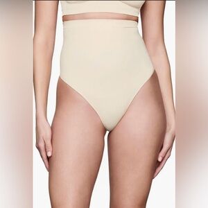SKIMS BUNDLE Everyday Sculpt High Waist Thong & Seamless Undies NWT Size 4X